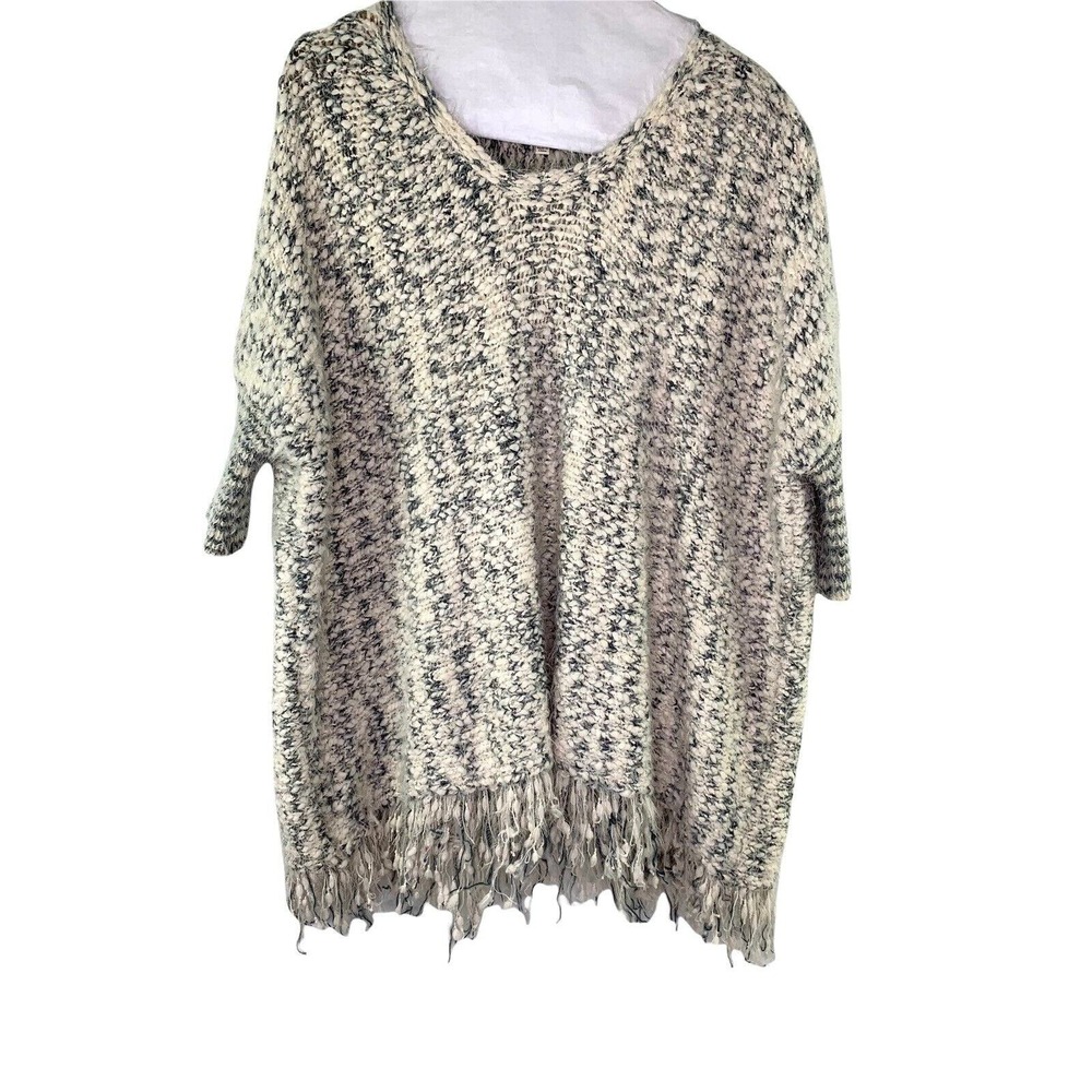 Umgee‎ Sweater Women L Gray White Marled Fringe V-Neck Knit Poncho Boho